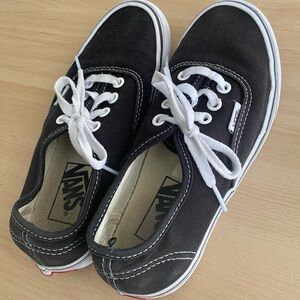 Black vans